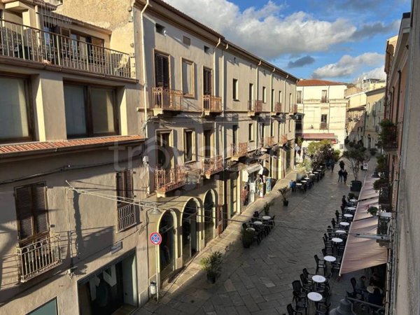 appartamento in vendita a Nuoro in zona Centro Storico