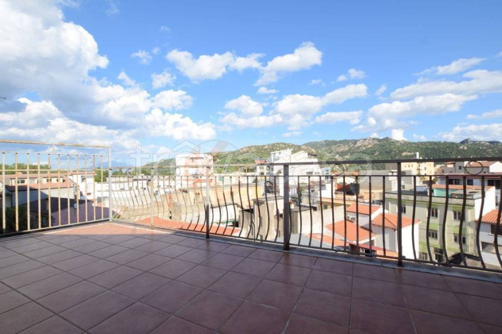 appartamento in vendita a Nuoro in zona Centro Storico