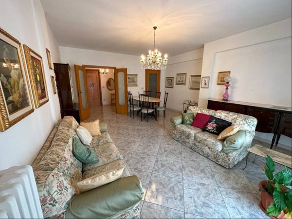 appartamento in vendita a Nuoro in zona Centro Storico