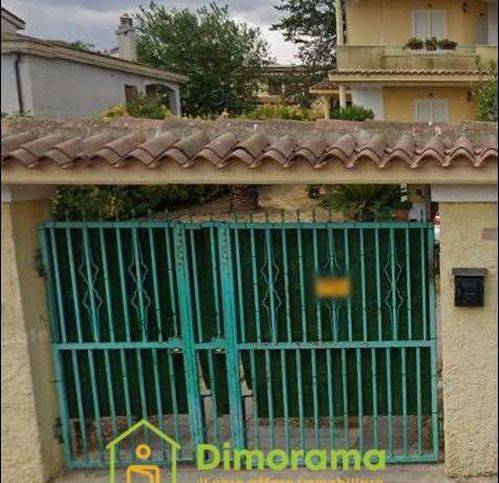 casa indipendente in vendita a Nuoro