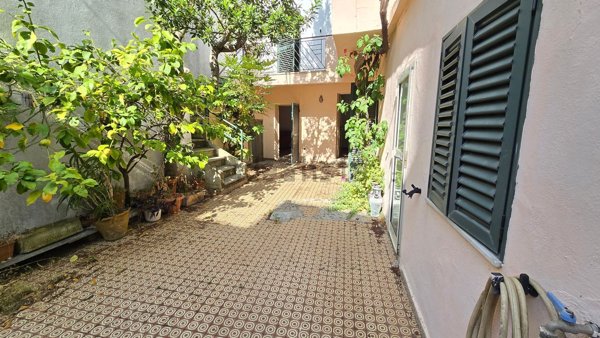 casa indipendente in vendita a Nuoro in zona Centro Storico