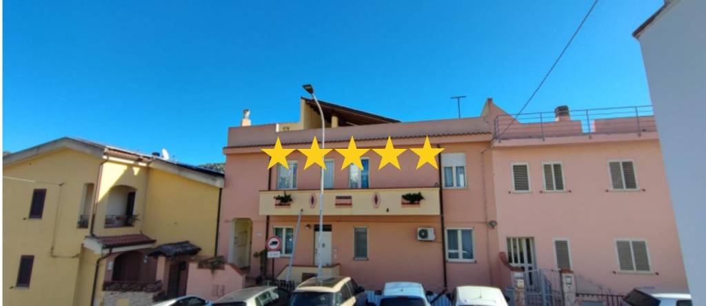 appartamento in vendita a Nuoro in zona Centro Storico