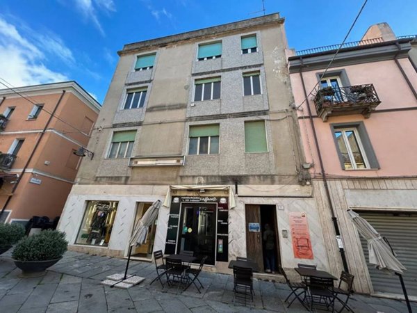 appartamento in vendita a Nuoro in zona Centro Storico
