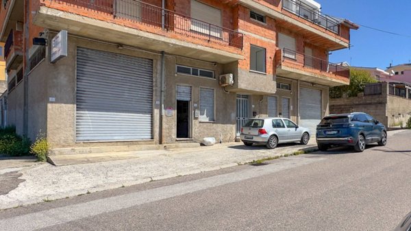 negozio in vendita a Nuoro