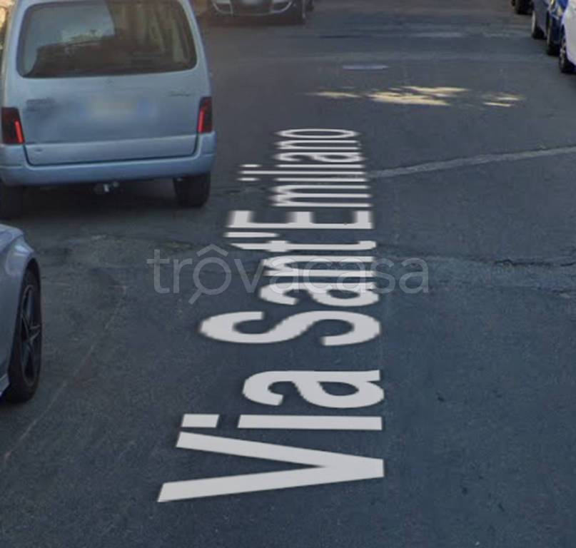 locale di sgombero in vendita a Nuoro