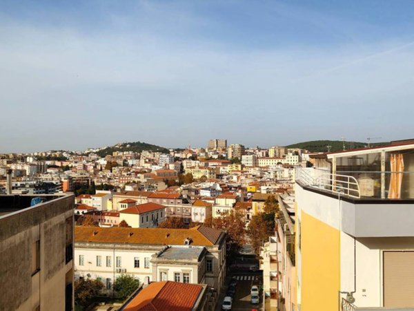 appartamento in vendita a Nuoro in zona Centro Storico