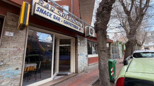 locale commerciale in vendita a Nuoro