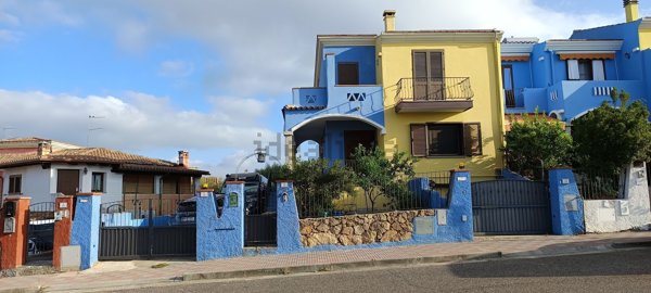 casa indipendente in vendita a Nuoro
