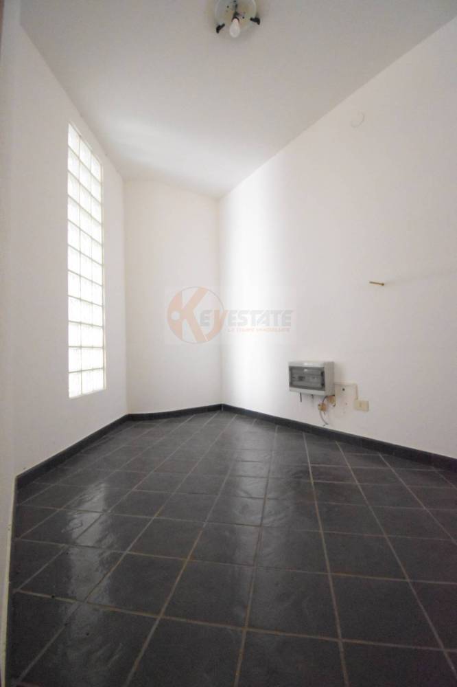 appartamento in vendita a Nuoro in zona Mughina