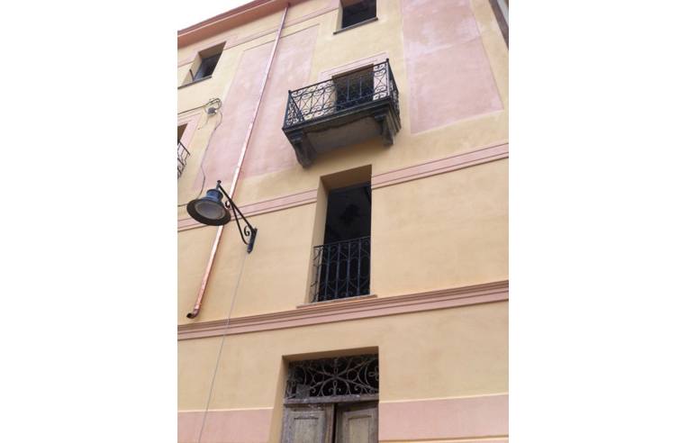appartamento in vendita a Nuoro in zona Centro Storico