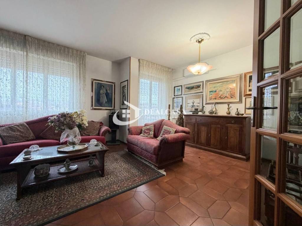 appartamento in vendita a Nuoro in zona Centro Storico