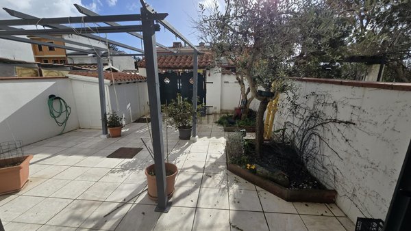 casa indipendente in vendita a Nuoro