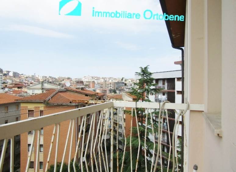 appartamento in vendita a Nuoro in zona Centro Storico