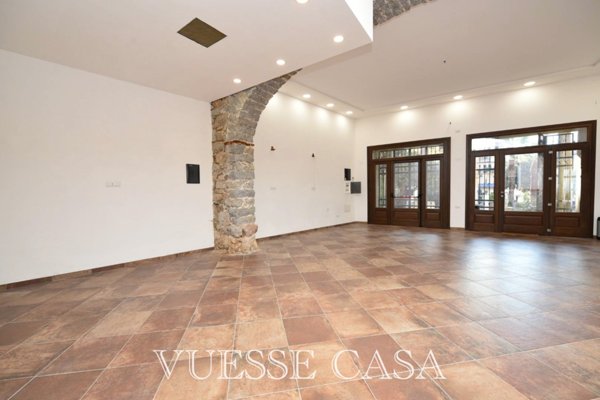 negozio in vendita a Nuoro