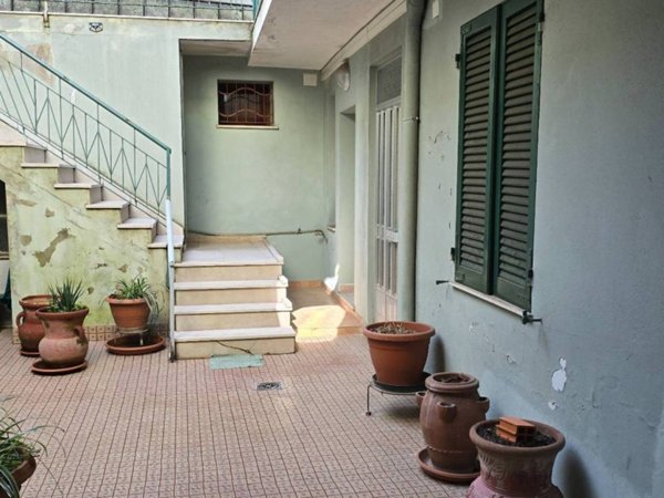 casa indipendente in vendita a Nuoro in zona Centro Storico
