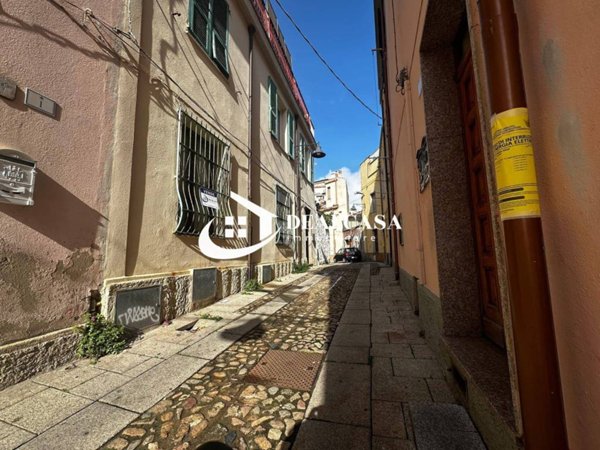 appartamento in vendita a Nuoro in zona Centro Storico