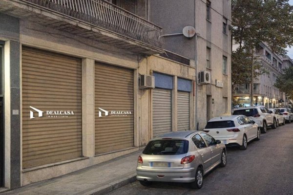 negozio in vendita a Nuoro in zona Centro Storico