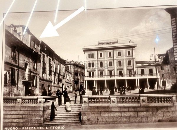 casa indipendente in vendita a Nuoro in zona Centro Storico