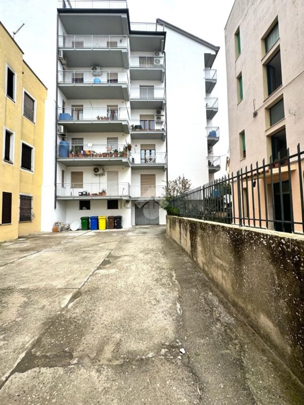 appartamento in vendita a Nuoro in zona Centro Storico