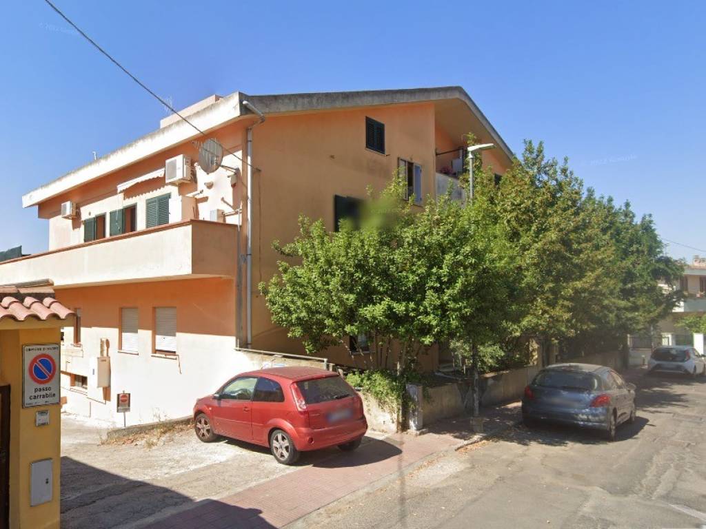 locale commerciale in vendita a Nuoro