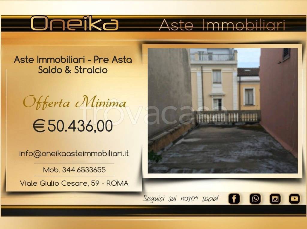 appartamento in vendita a Nuoro in zona Centro Storico