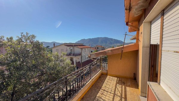 appartamento in vendita ad Oliena