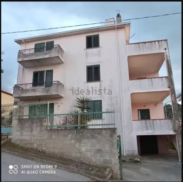 appartamento in vendita ad Oliena