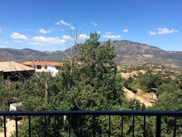 appartamento in vendita ad Oliena