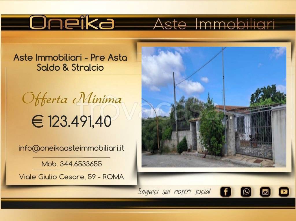 casa indipendente in vendita ad Oliena