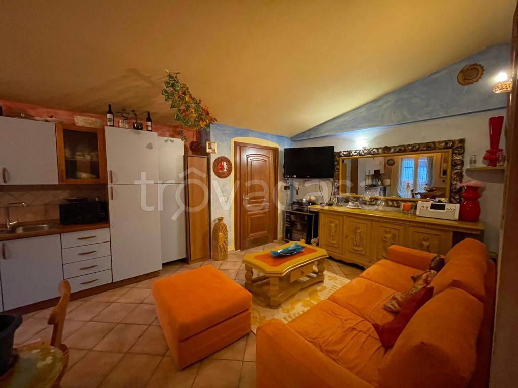 appartamento in vendita ad Orosei