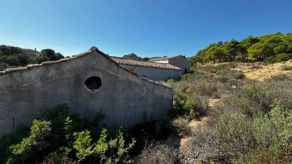 casa indipendente in vendita ad Orosei