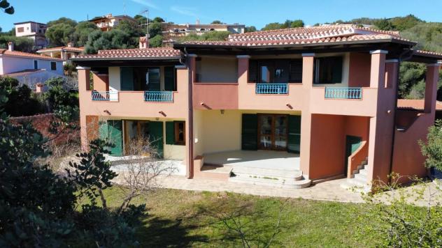 casa indipendente in vendita ad Orosei