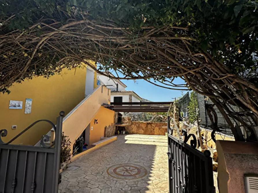 appartamento in vendita ad Orosei