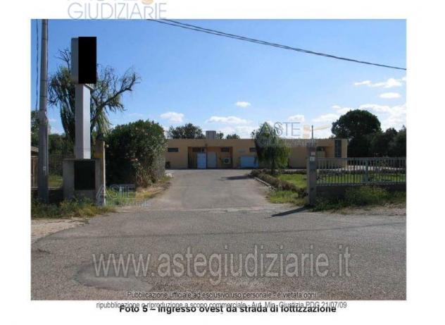 negozio in vendita ad Orosei