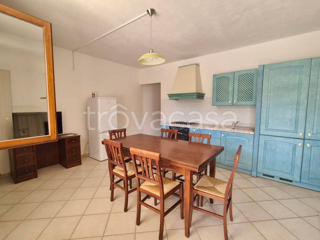 appartamento in vendita ad Orosei in zona Sos Alinos
