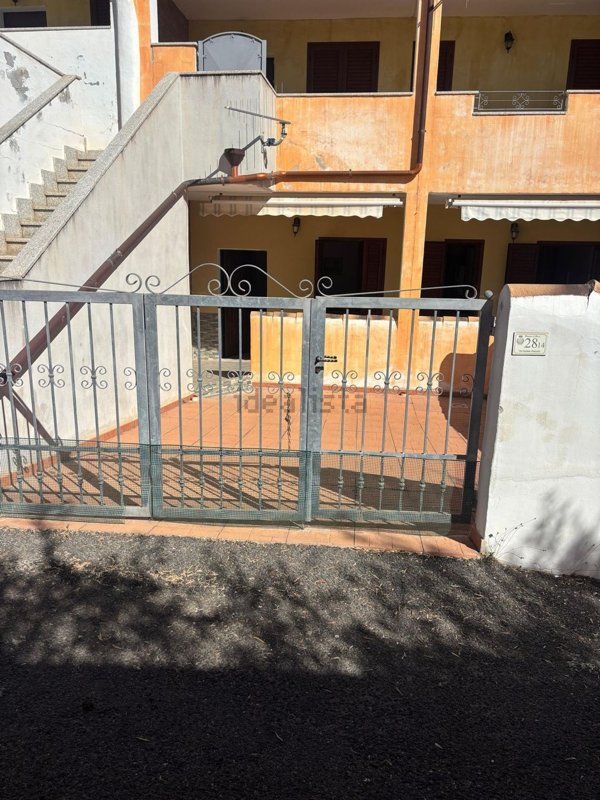 appartamento in vendita ad Orosei