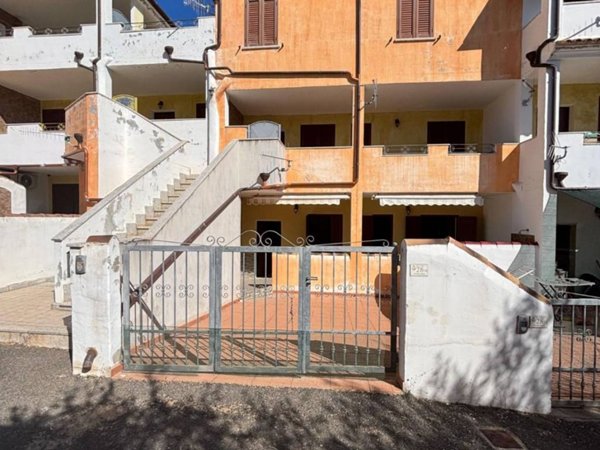 appartamento in vendita ad Orosei