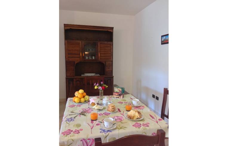 appartamento in vendita ad Orosei in zona Sos Alinos