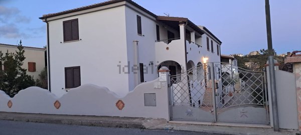 appartamento in vendita ad Orosei