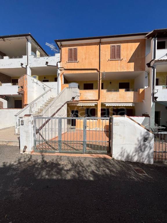 appartamento in vendita ad Orosei