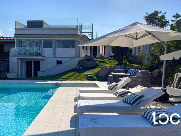 appartamento in vendita ad Orosei