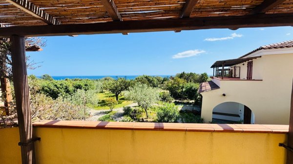 casa indipendente in vendita ad Orosei