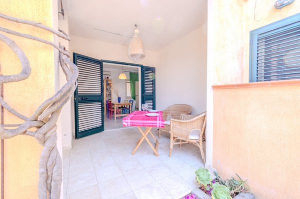 casa indipendente in vendita ad Orosei