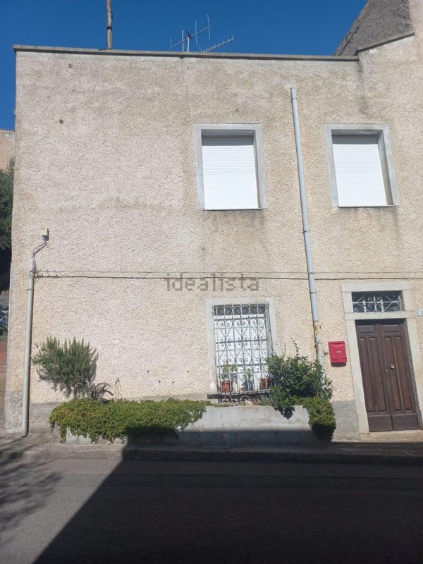 casa indipendente in vendita ad Orune