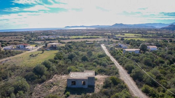 casa indipendente in vendita a Posada