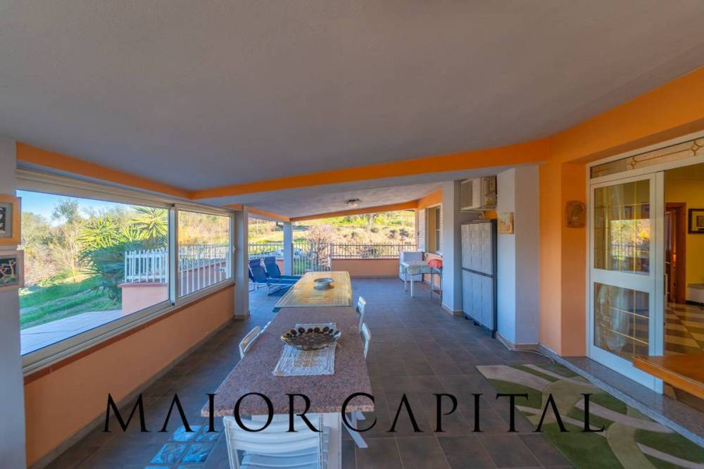 casa indipendente in vendita a Posada