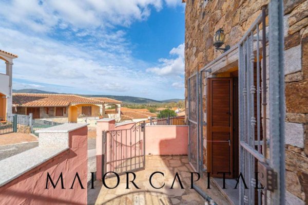 casa indipendente in vendita a Posada