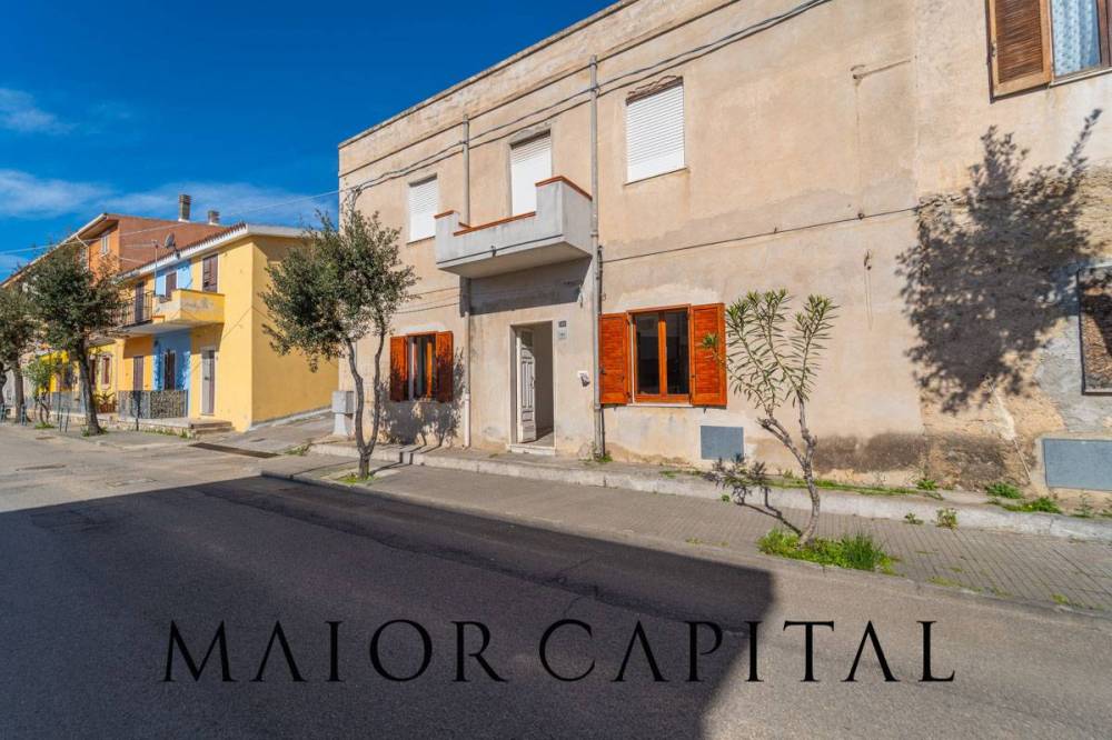 casa indipendente in vendita a Posada