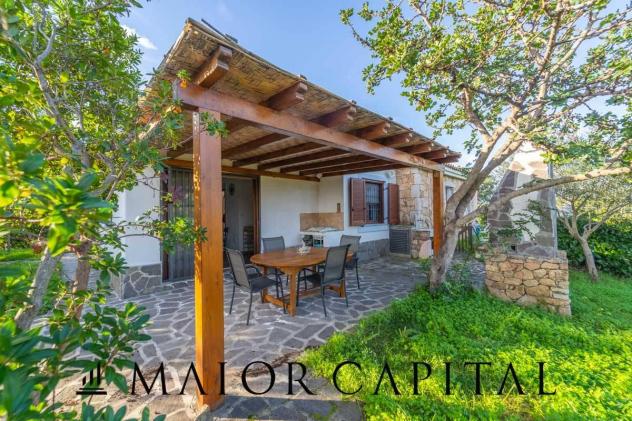 casa indipendente in vendita a Posada