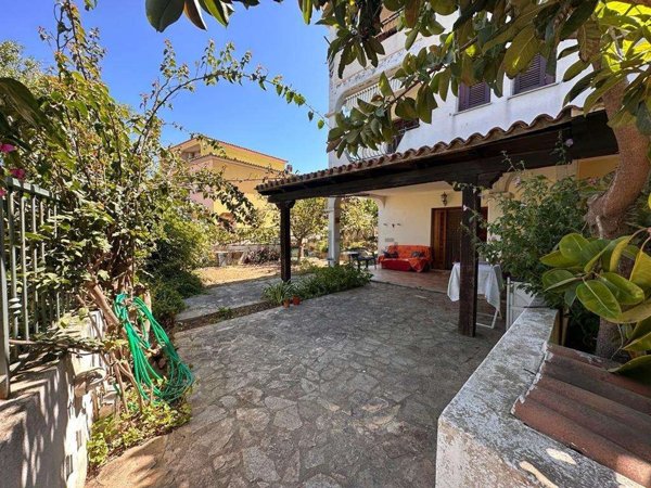 appartamento in vendita a Posada